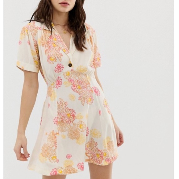 Free People Dresses & Skirts - Free People Blue Hawaii Floral Mini Dress